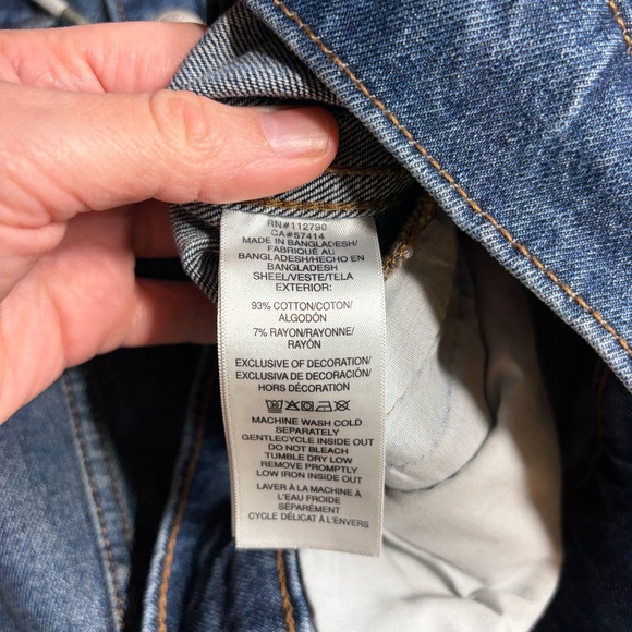 True Religion Men’s Blue Denim Trucker Hoodie Jacket Large - Picture 4 of 11